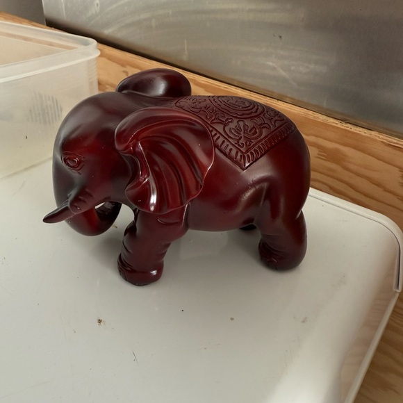 Very cute elephant decoration - Picture 1 of 4